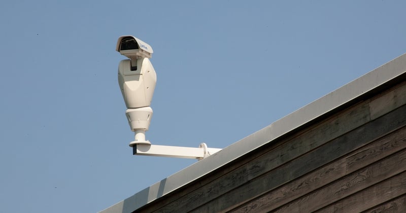 Caméras de surveillance connectées et respect de la vie privée : le guide